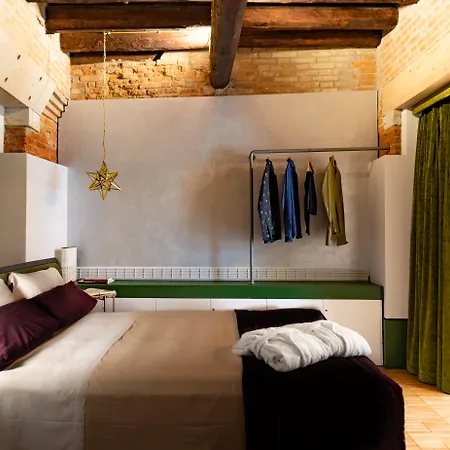 Guest house Locanda Leon Bianco On The Grand Canal 4*