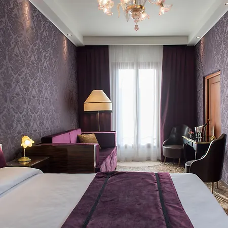 بيت ضيافة Leon Bianco On The Grand Canal 4*