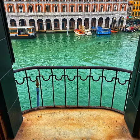 Leon Bianco On The Grand Canal