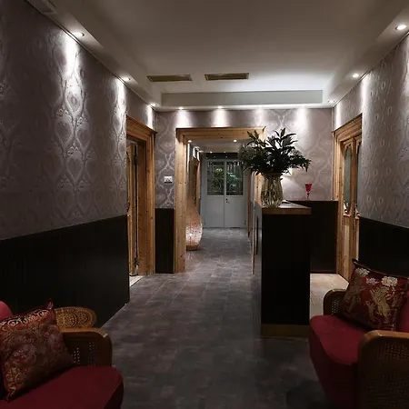 Locanda Leon Bianco On The Grand Canal