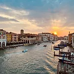 Pensión Leon Bianco On The Grand Canal 4*