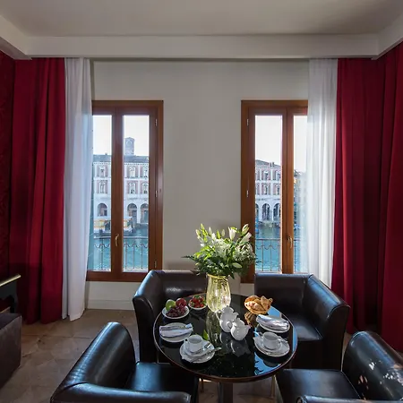 Locanda Leon Bianco On The Grand Canal Gasthof 3*