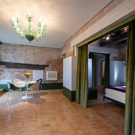 Locanda Leon Bianco On The Grand Canal Gasthof