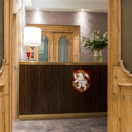 Guest house Locanda Leon Bianco On The Grand Canal Venice