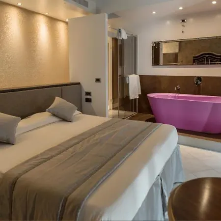 Leon Bianco On The Grand Canal