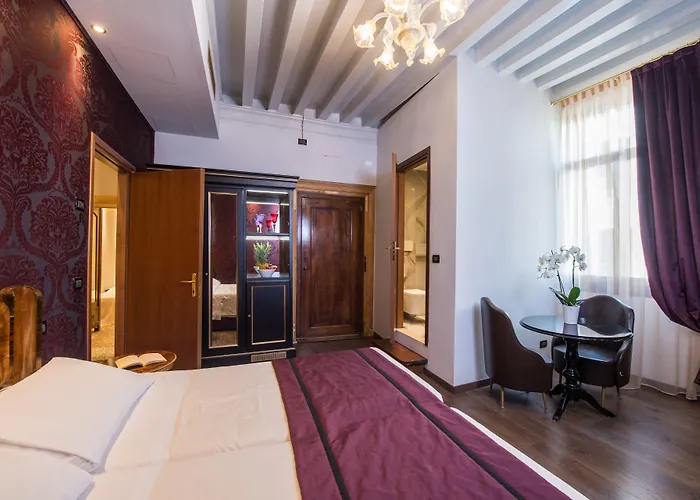 Pensión Leon Bianco On The Grand Canal 4*