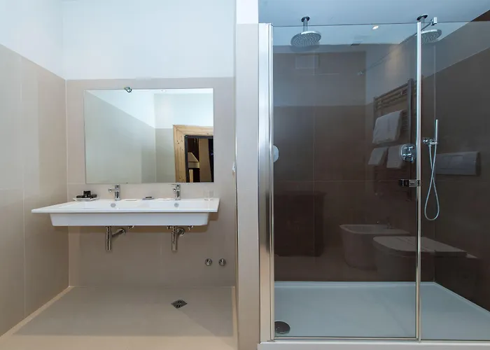 Leon Bianco On The Grand Canal