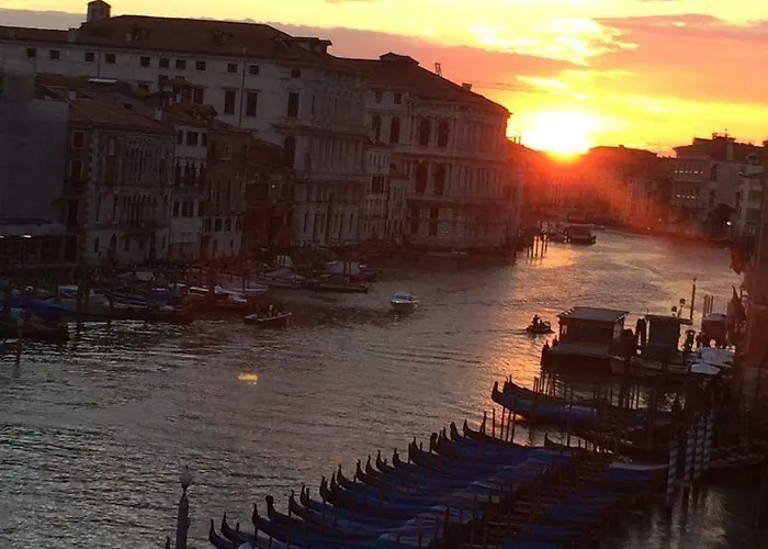 Pensión Leon Bianco On The Grand Canal