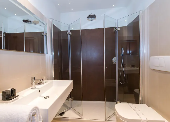 Leon Bianco On The Grand Canal 4*