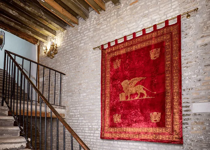 Leon Bianco On The Grand Canal