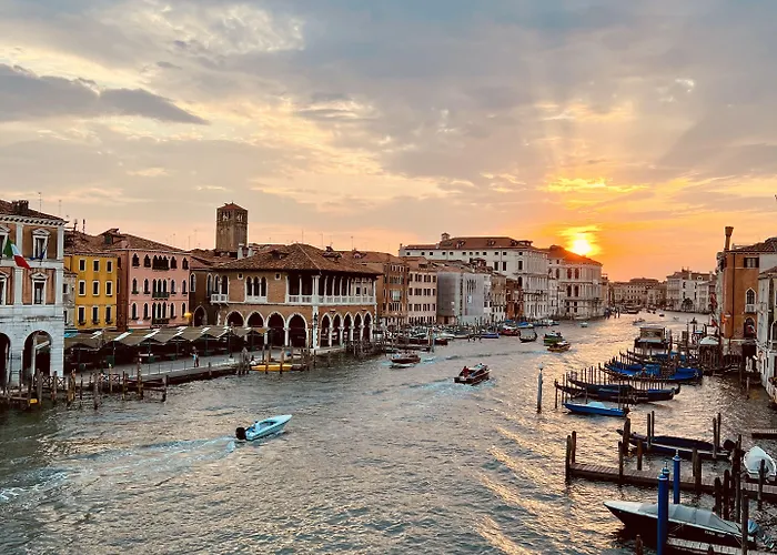 Pensión Leon Bianco On The Grand Canal 4*