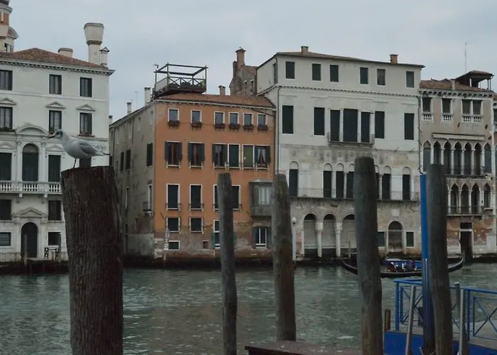 Pensión Leon Bianco On The Grand Canal Venecia